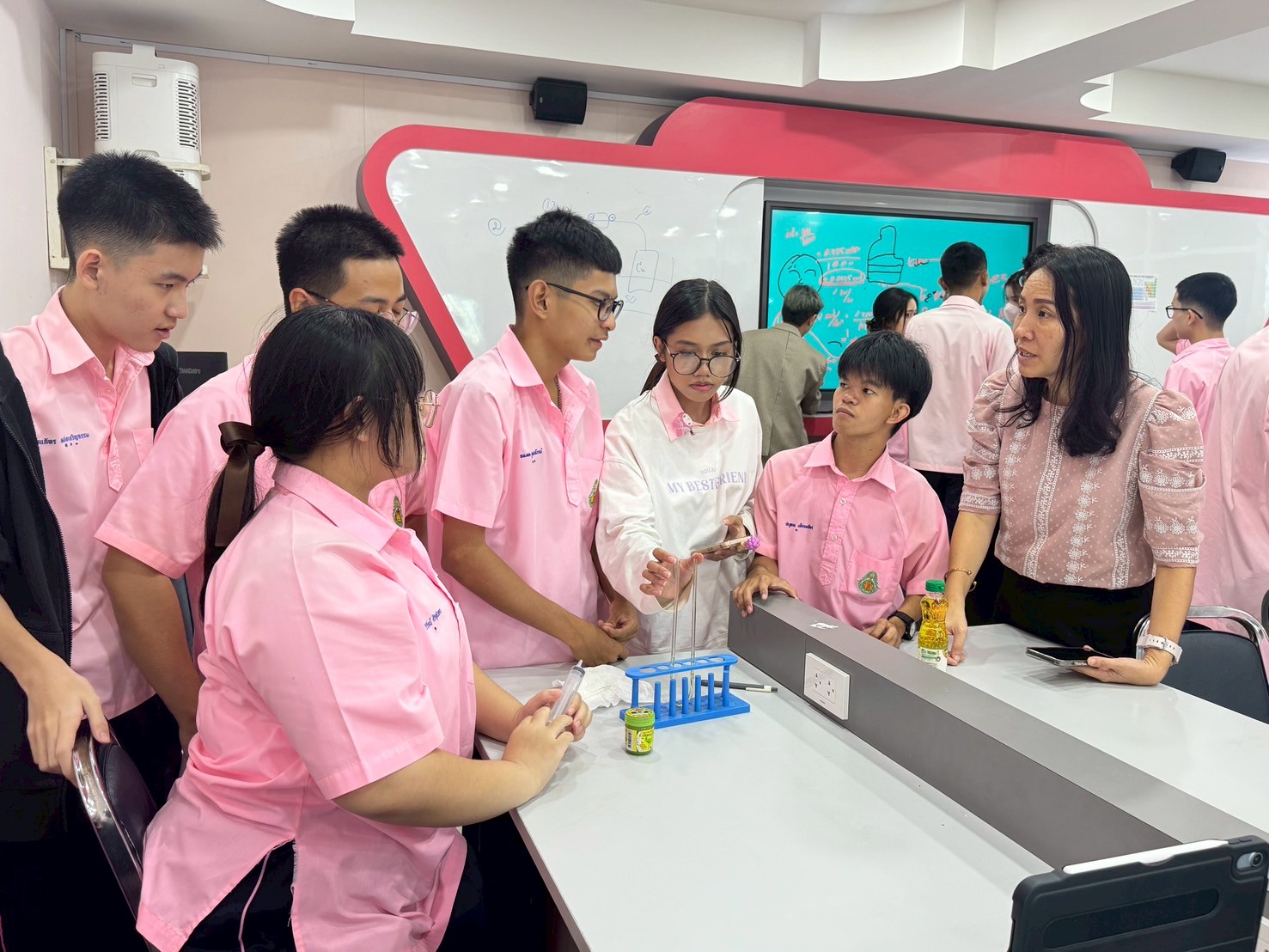 กิจกรรมการทดลอง เรื่องกฎของแก๊ส กฎของบอยล์ กฎของชาร์ล กฎของเกย์ลุสแซค และกฎของอาโวกาโดร ม.5/11 &#821…
